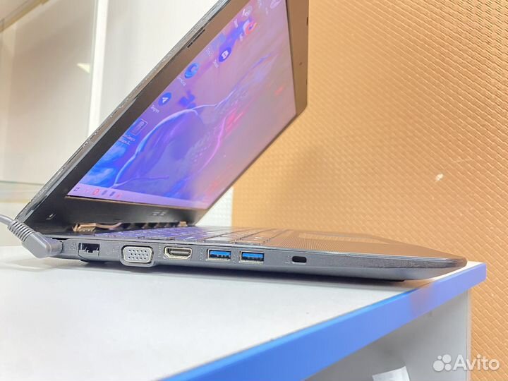 Мощный игровой ноутбук asus i3/8gb/920M/500gb