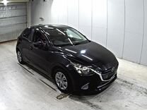 Mazda Demio 1.3 AT, 2015, 69 000 км, с пробегом, цена 860 000 руб.