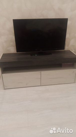 Тумба под телевизор