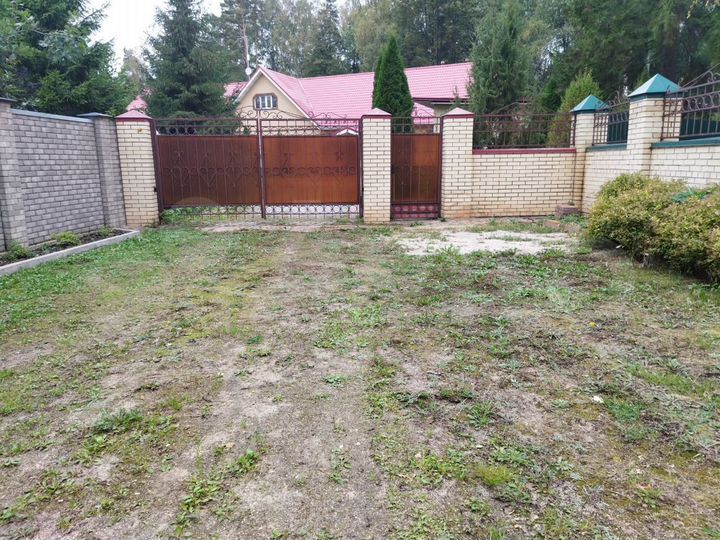 Коттедж 560 м² на участке 50 сот.