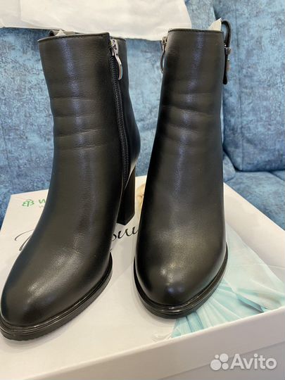 Ботинки женские 35 размер