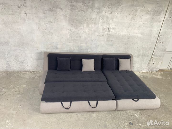 Диван с атоманкой