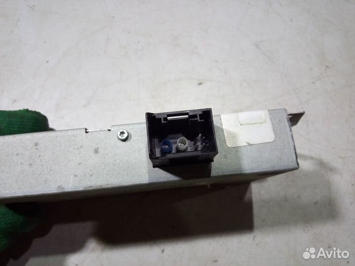 Блок управления магнитолой Range Rover Sport