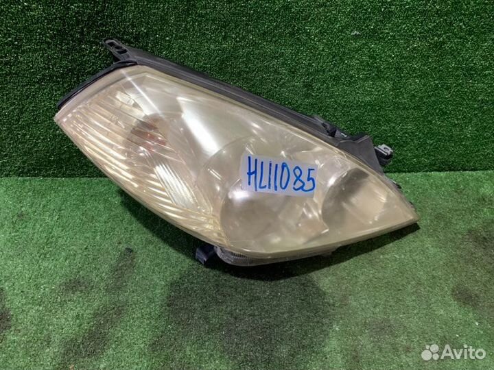 Фара передняя правая Nissan Wingroad WFY11