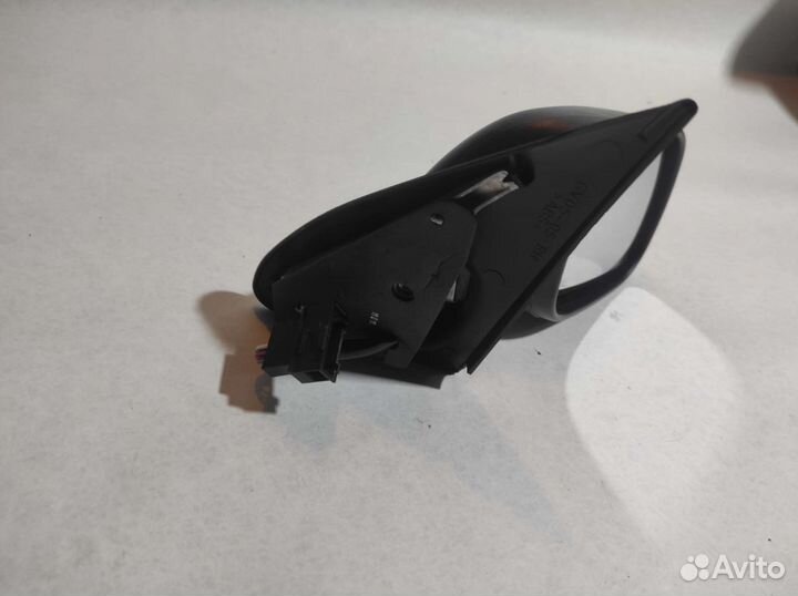 Зеркало правое skoda fabia 12.1999 - 03.2008