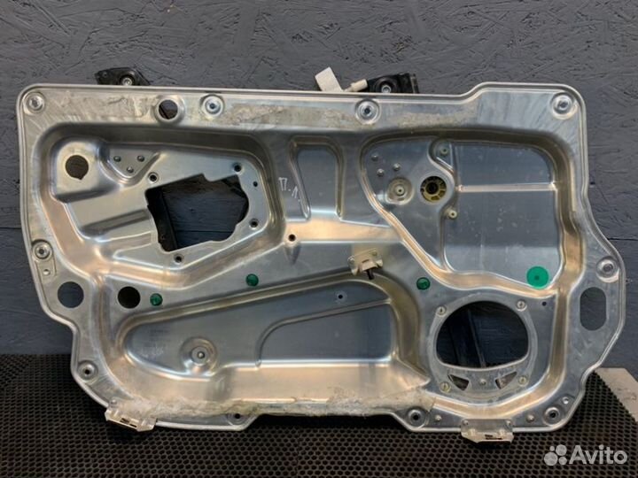 Стеклоподъемный механизм передний левый Bentley