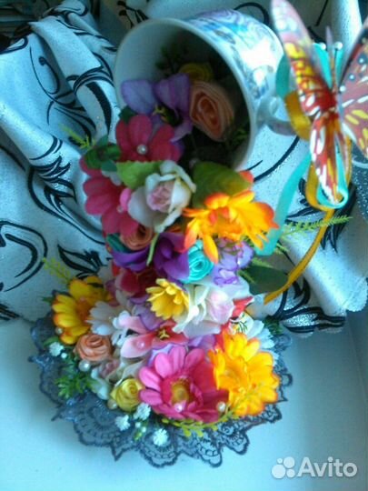 Парящая чашечка