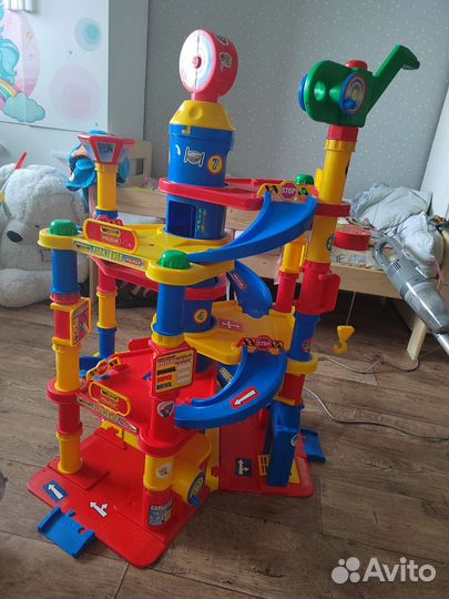 Парковка для машинок полесье