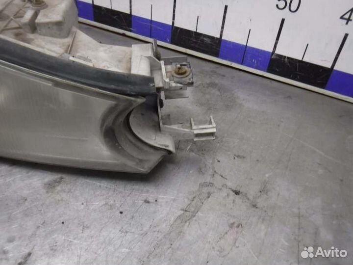 Фара передняя правая Ford Mondeo 2 1.6 1997