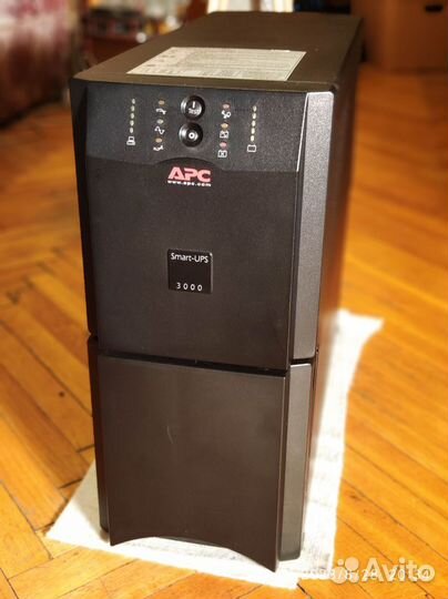 APC Smart-UPS SUA3000i без акб с разъемом доп. акб