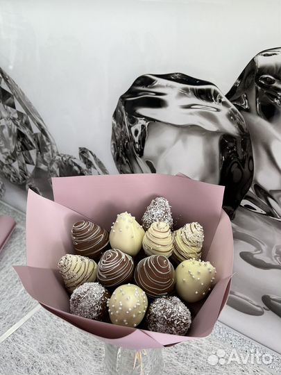 Букеты из клубники в шоколаде