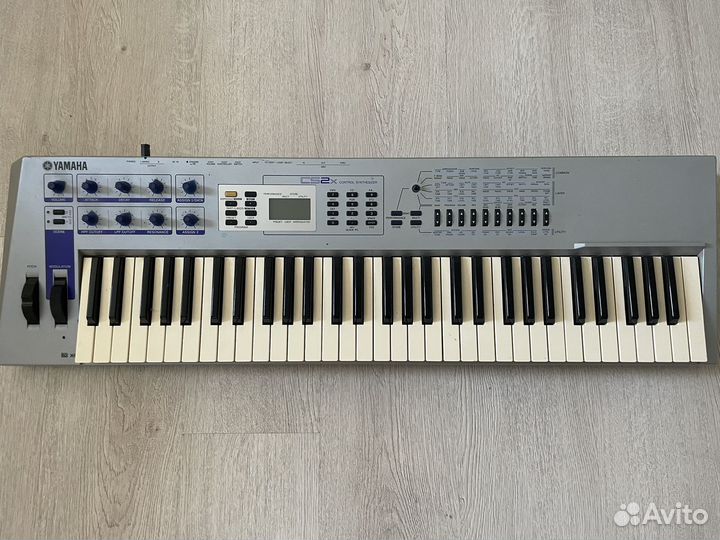 Синтезатор yamaha cs2x