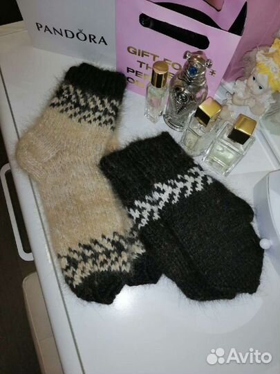 Варежки, носки из собачьей шерсти