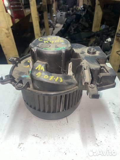 Вентилятор отопителя Mercedes W203