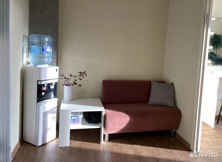 Рабочее место для мастера бровиста