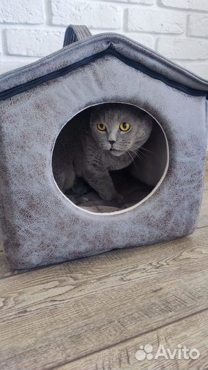 Домик для кошки или собачек из велюра