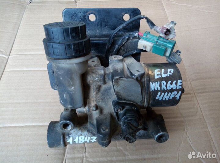 Цилиндр сцепления, главный Isuzu Elf NKR66E 4HF1