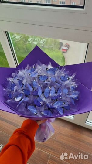 Светящиеся букеты из бабочек