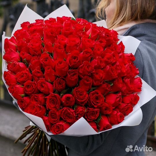 Букет 101 роза 40см. Цветы доставка