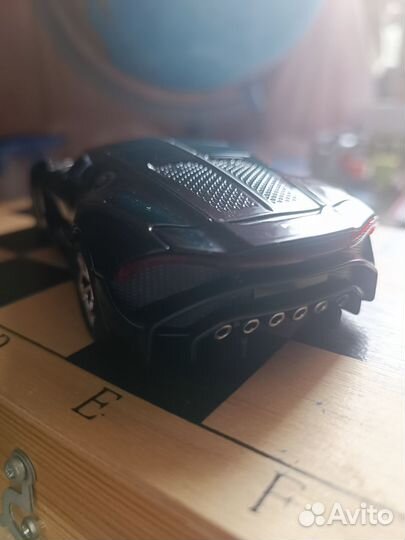 Модельки машин 1 32