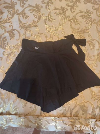 Спортивная одежда Nike, Reebok, demix