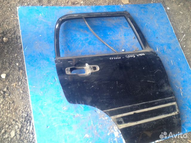 Задняя правая дверь сузуки гранд витара