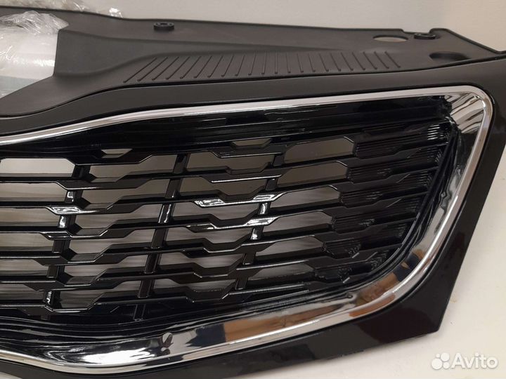 Решетка радиатора Kia Rio 3