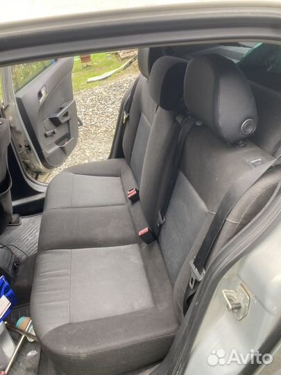 Сиденья на Opel Astra h хэтчбек