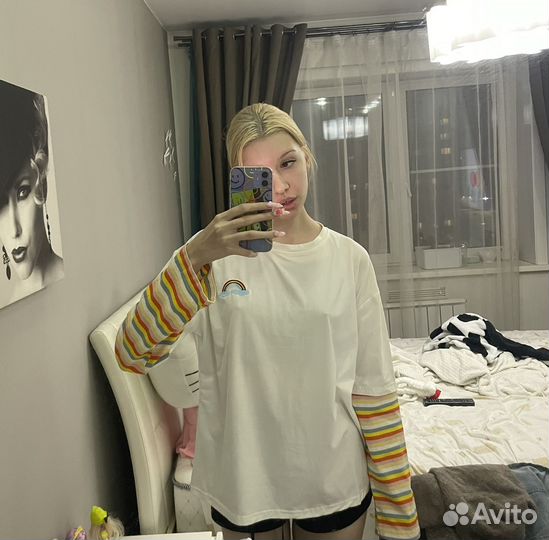 Лонгслив с радужными рукавами y2k