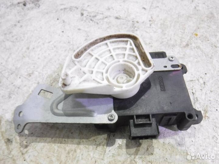 Моторчик заслонки печки