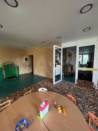 2-к. квартира, 100 м², 1/22 эт.