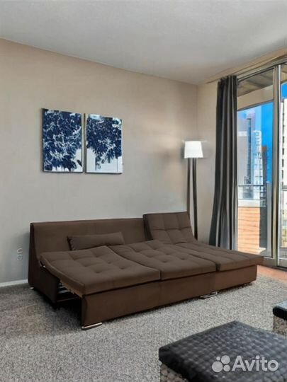 Модоьный диван Сафари