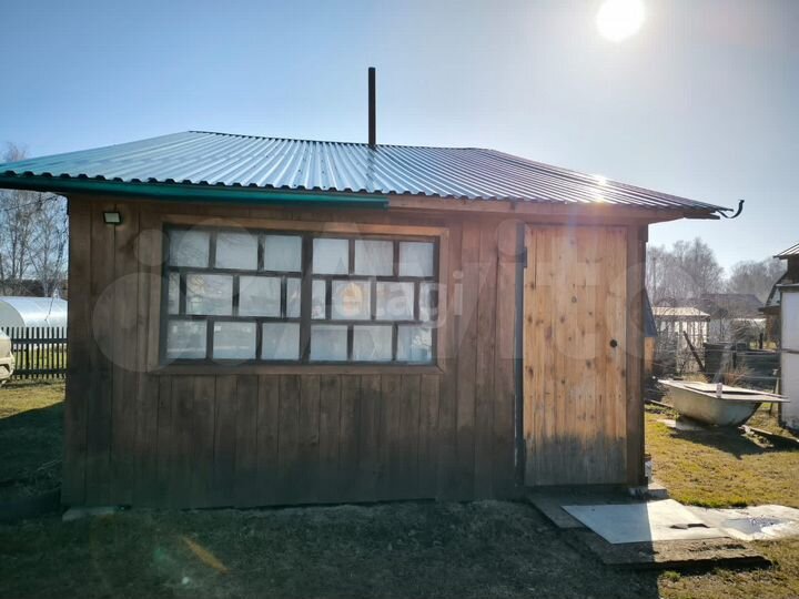 Дача 30 м² на участке 5 сот.