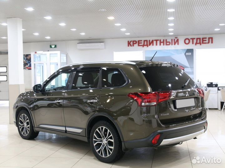 Mitsubishi Outlander 2.4 CVT, 2016, 114 000 км