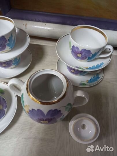 Сервиз чайный,пары,сахарница,блюдца Песочное