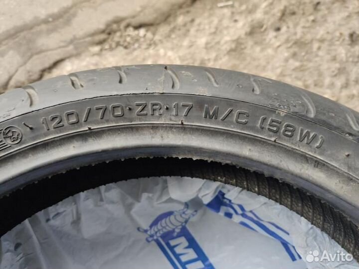 Мотошина Metzeler Roadtec Z6 120/70 R17 89H