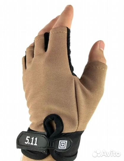 Перчатки спортивные новые