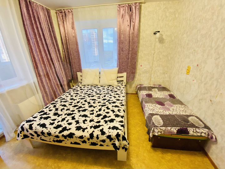 2-к. квартира, 65 м², 5/17 эт.