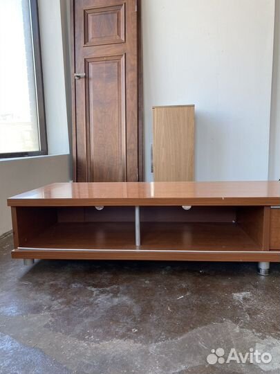 Полка Red Apple