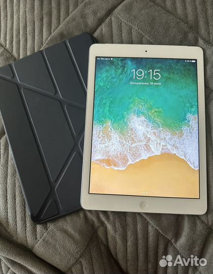 Apple iPad Air 16Gb Wi-Fi + Cellular Silver