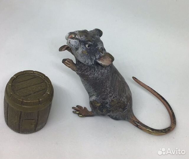 Бронза крыса антиквариат Bergman литера В в