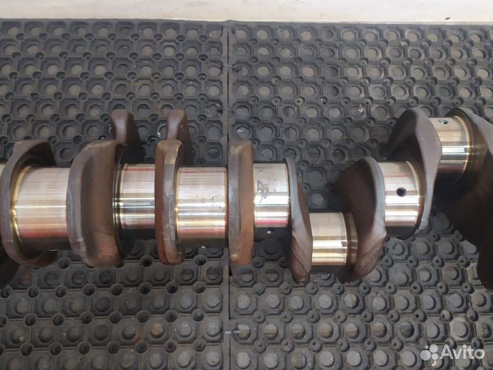 Коленвал D13A