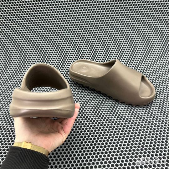 Adidas Yeezy Slide Soot сланцы (шлепки)