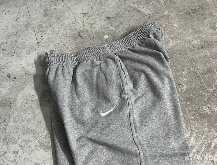 Широкие хлопковые штаны Nike Vintage