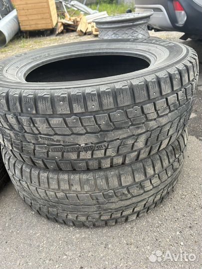 Dunlop SP Winter Ice 01 235/65 R17
