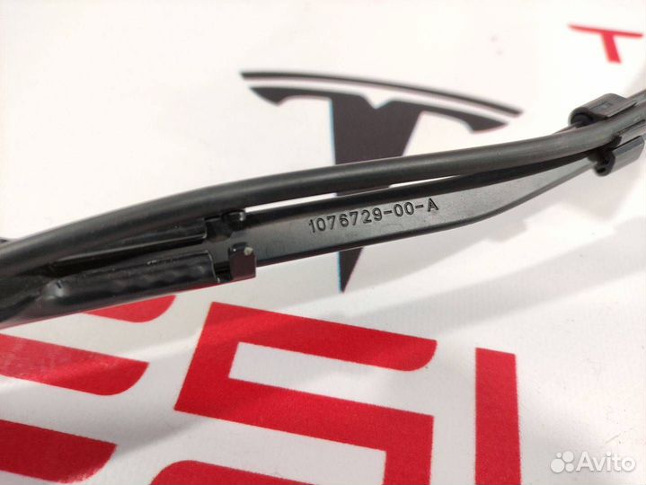 Рычаг стеклоочистителя Tesla Model 3 2019