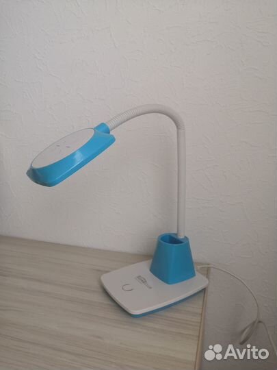 Лампа настольная