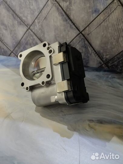 Дроссельная заслонка skoda Fabia Roomster