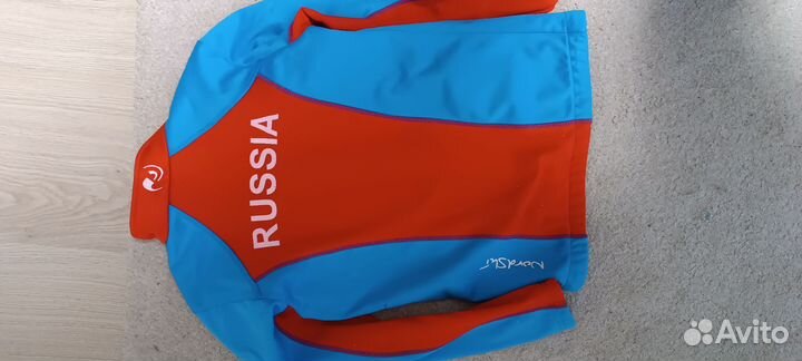 Лыжный разминочный костюм