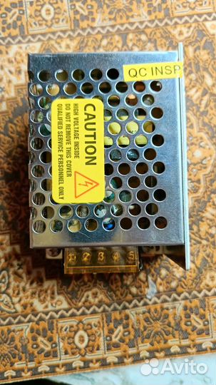 Блок питания для светодиодной ленты 12v